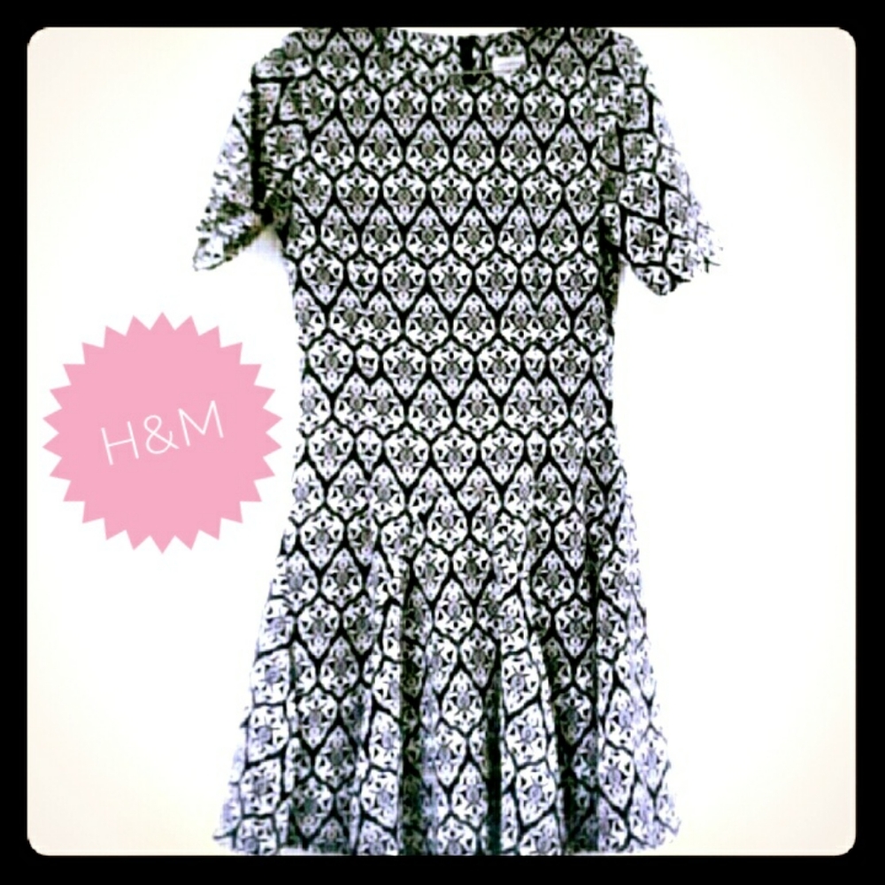 H & M Conscious Cute Short Mini Dress